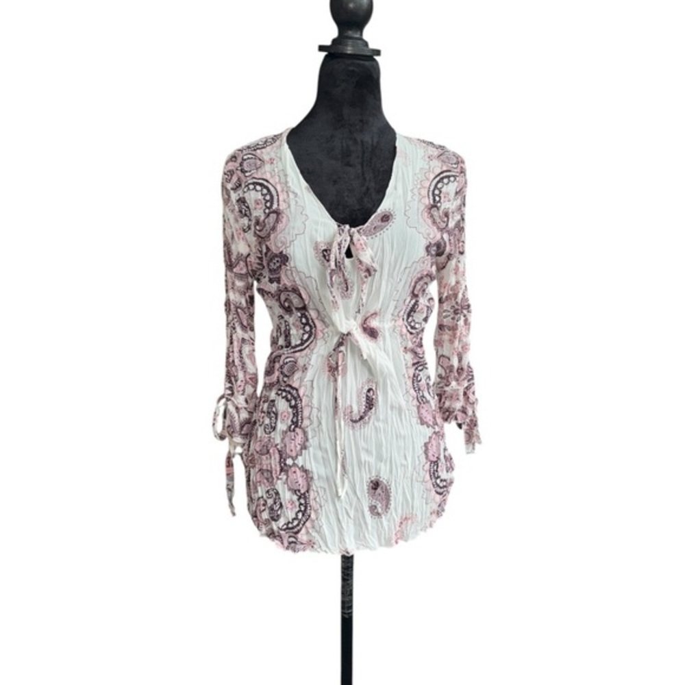 Violet and Clair New York flowy paisley multicolored blouse size Small